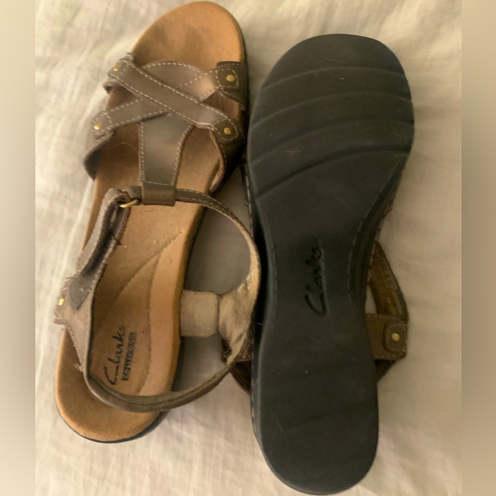 Clarks Brown Leather Cross-Strap Slingback Sandals